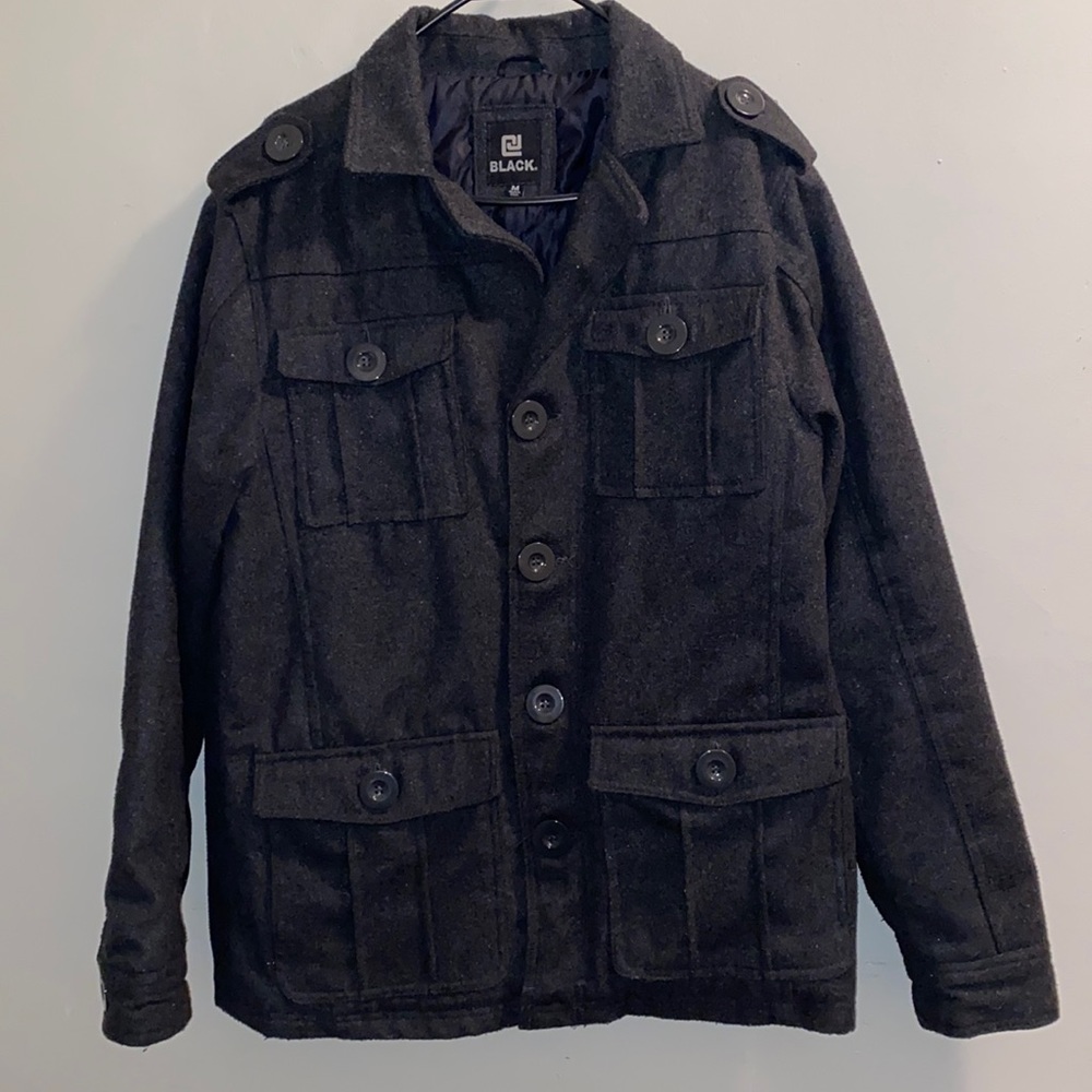 Gray Men’s Coat Size Medium